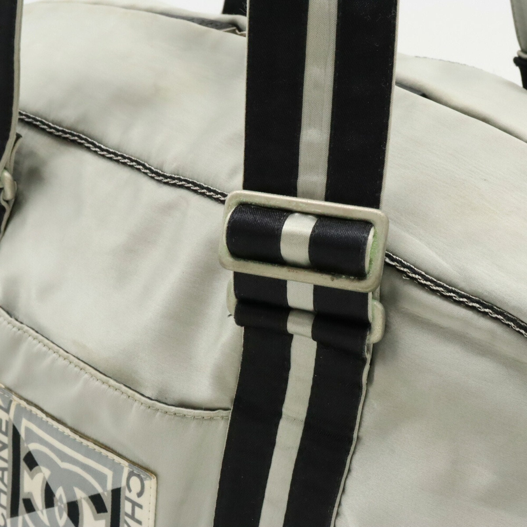 Chanel Black Silver Nylon Shoulder Bag (Pre-Owned)