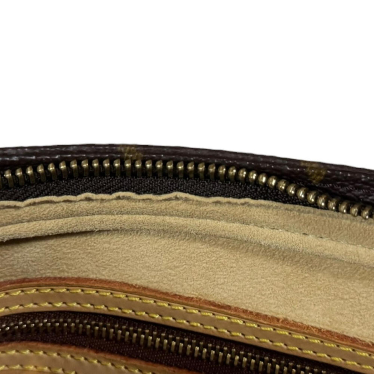 Louis Vuitton Brown Monogram Canvas Shoulder Bag (Pre-Owned)