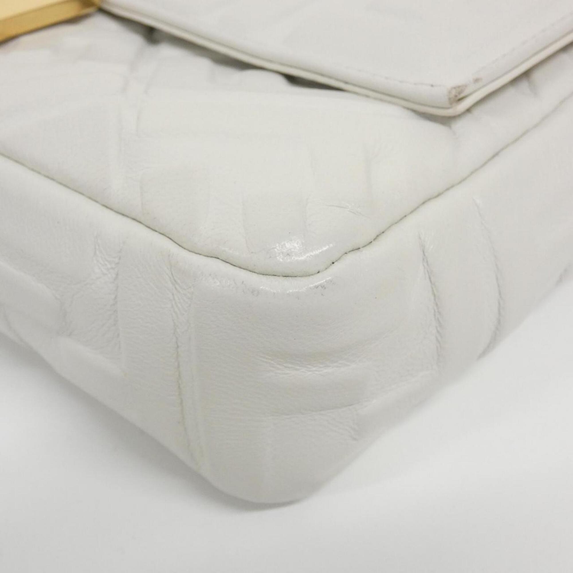 Fendi White Leather Shoulder Bag (Pre-Owned)