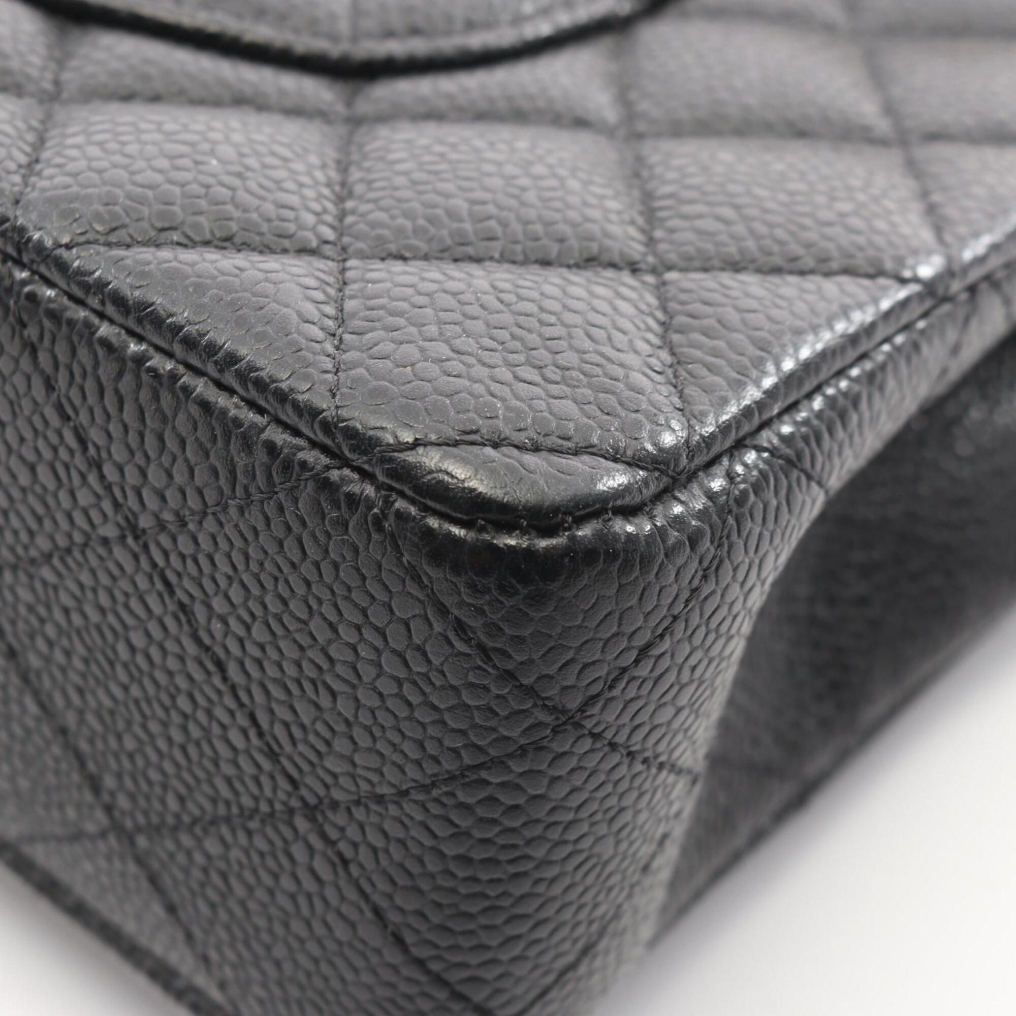 Chanel Black Grained Calfskin Handbag Shoulder Bag (Pre-Owned)