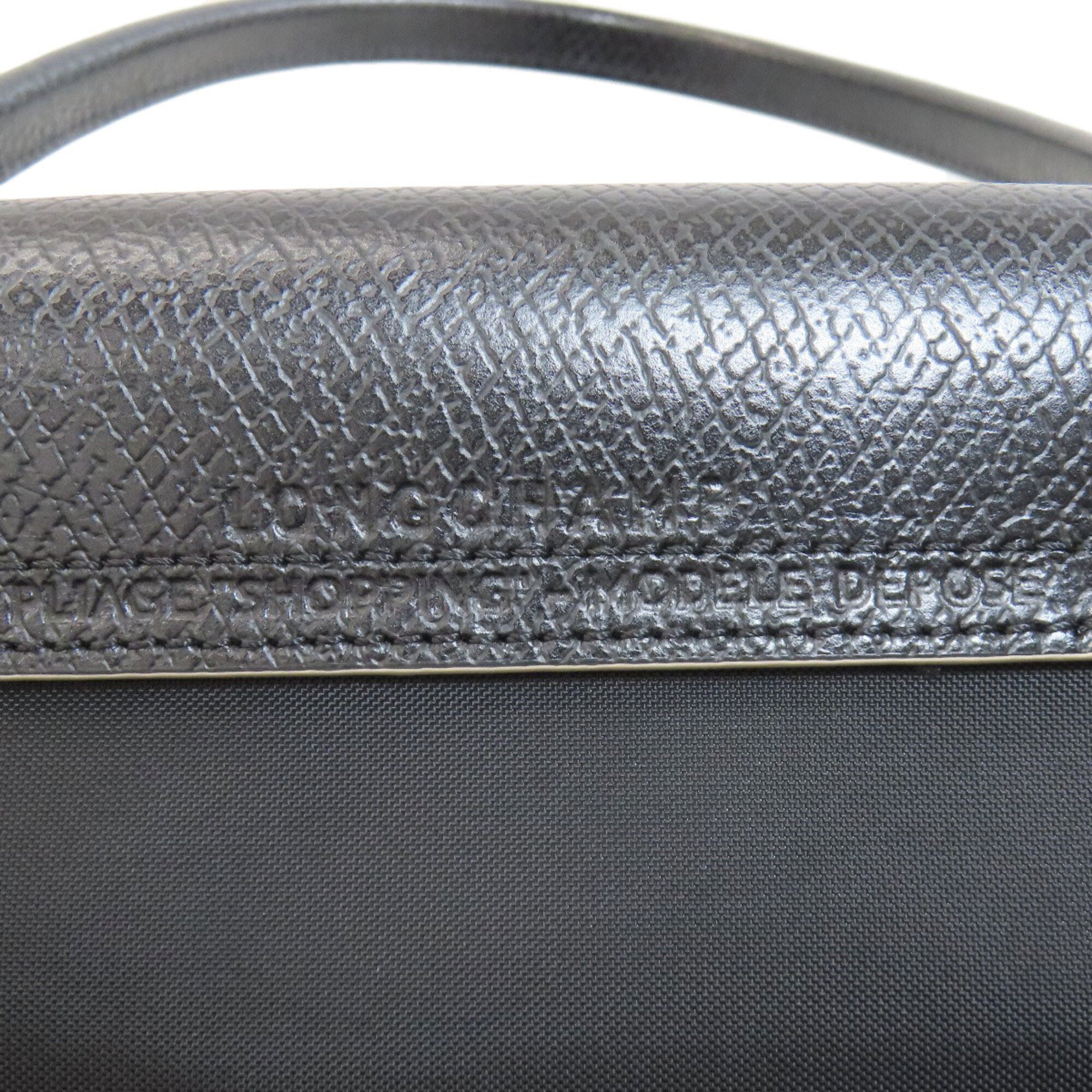 Longchamp Black Nylon Tote Bag (Pre-Owned)