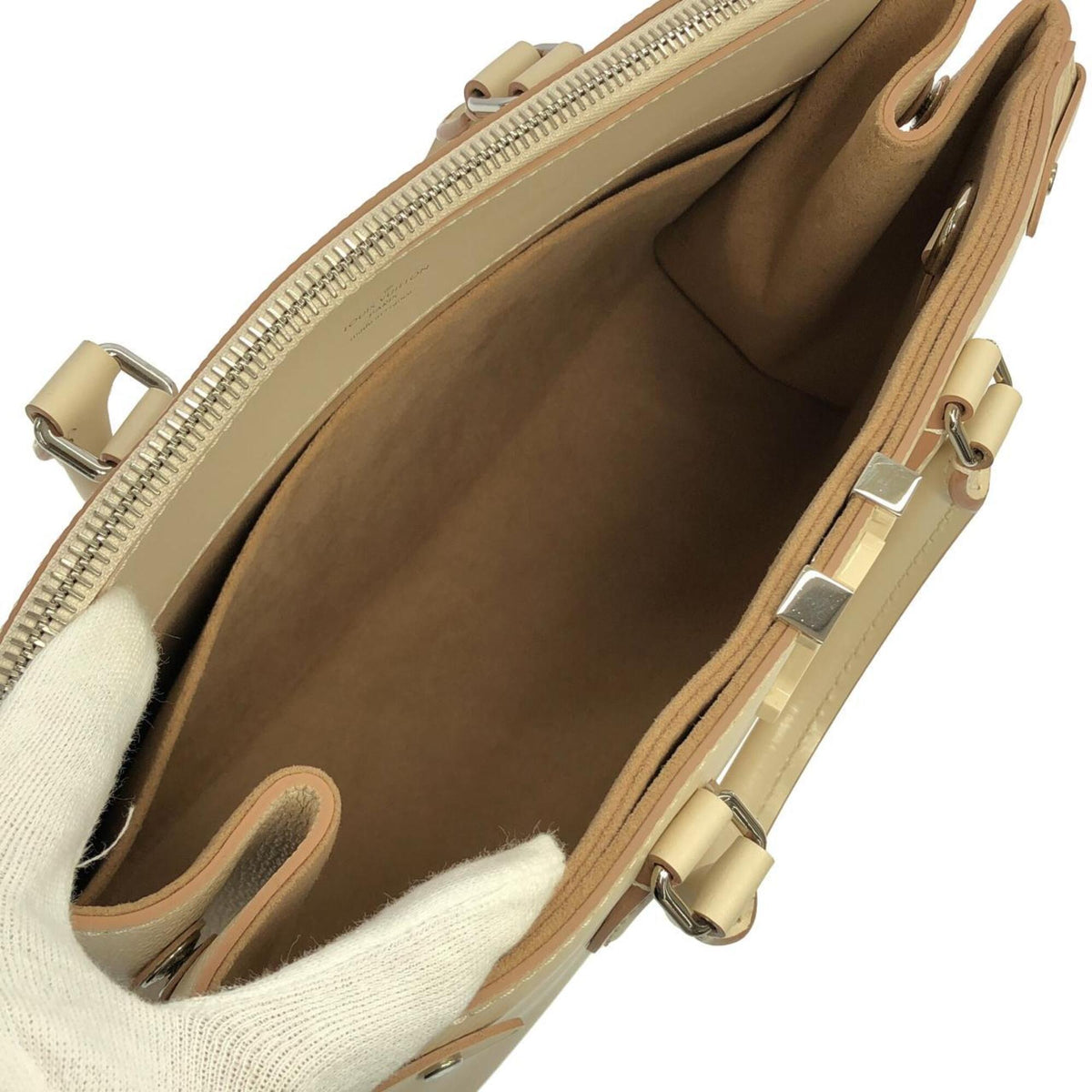 Louis Vuitton Beige Leather Handbag (Pre-Owned)
