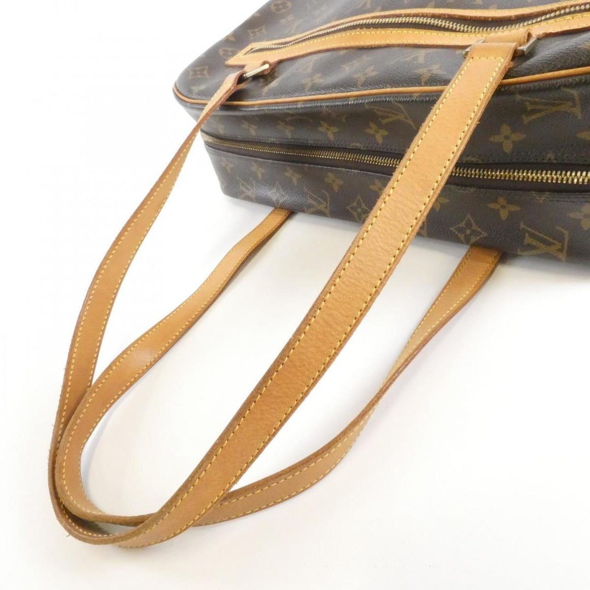 Louis Vuitton Brown Coated Canvas Shoulder Bag (Pre-Owned)