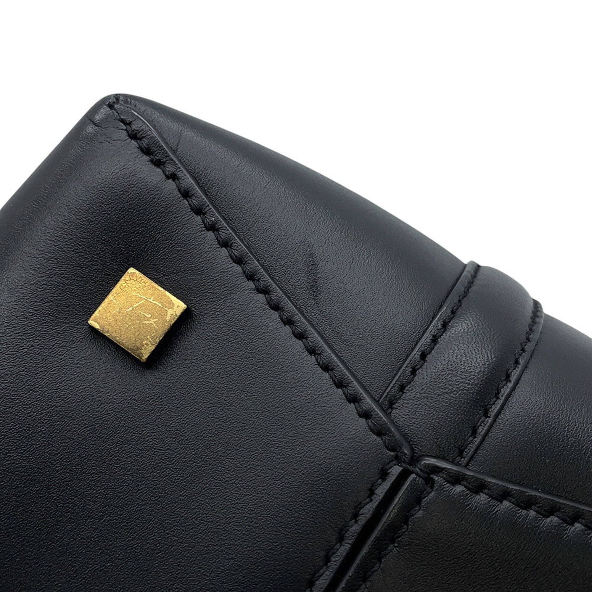 Yves Saint Laurent Black Leather Handbag (Pre-Owned)