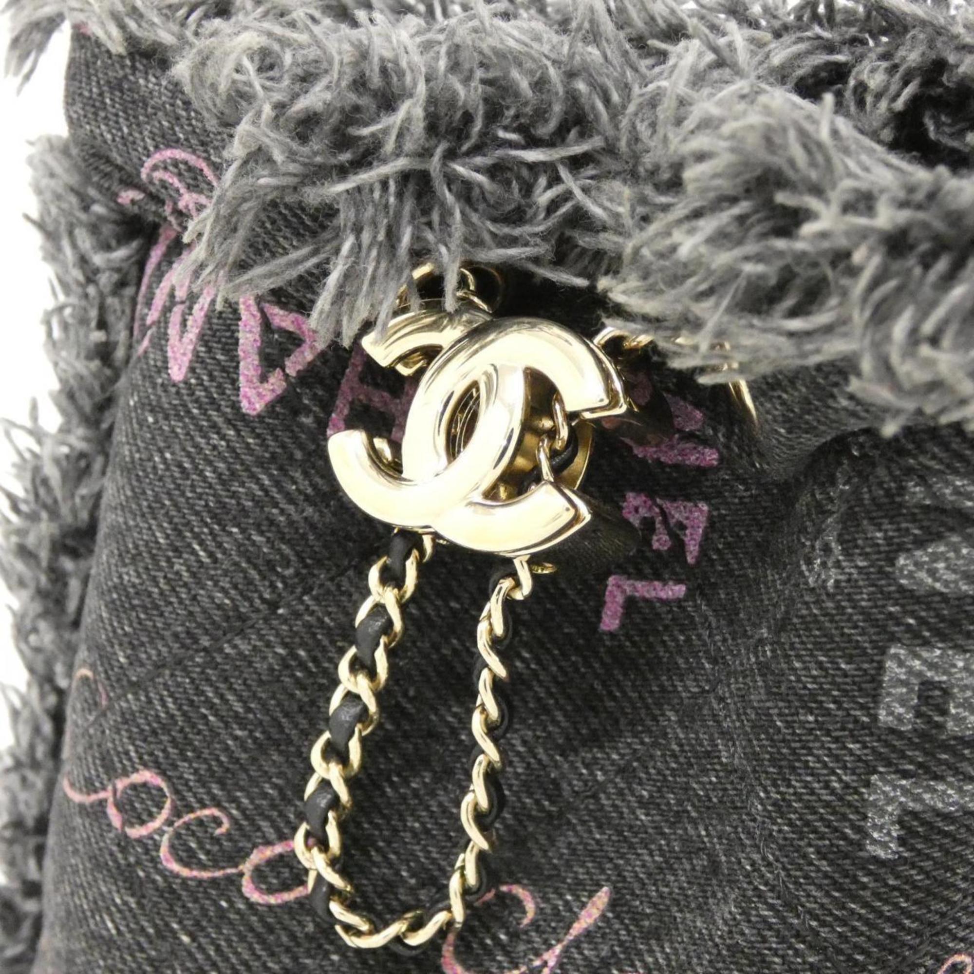 Chanel Black Shoulder Bag (Pre-Owned)