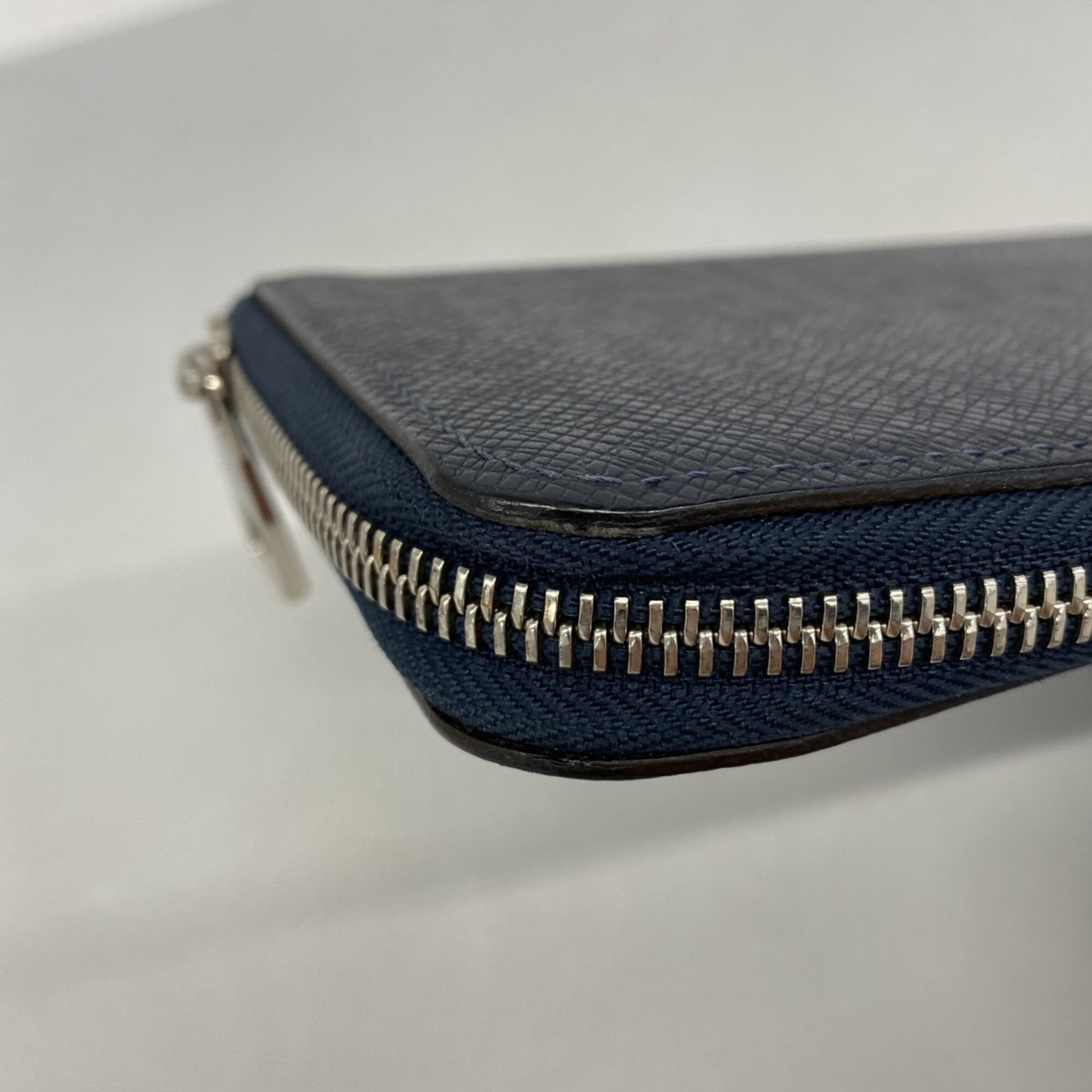 Louis Vuitton Navy Blue Long Wallet (Bi-Fold) (Pre-Owned)