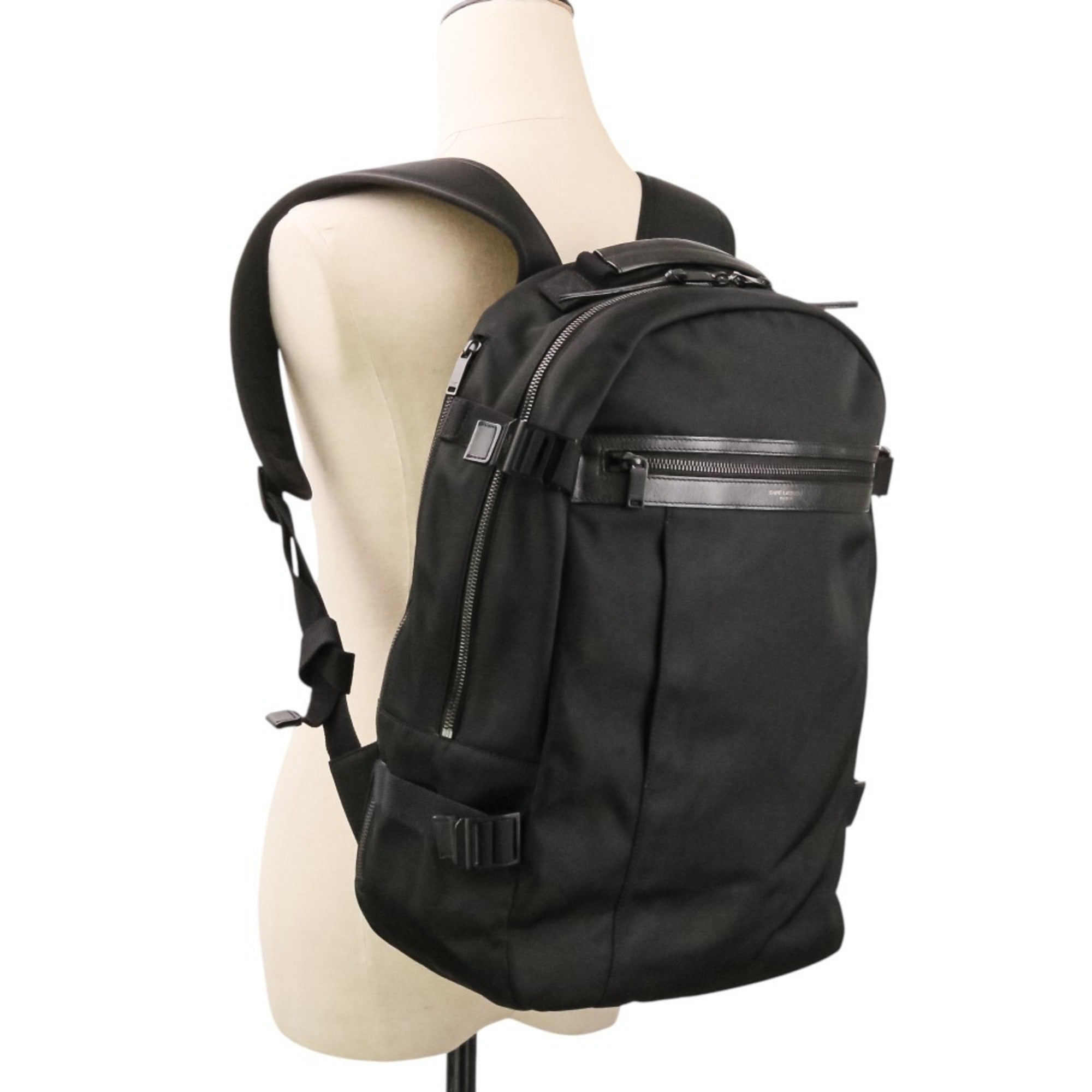 Yves Saint Laurent Black Backpack (Pre-Owned)