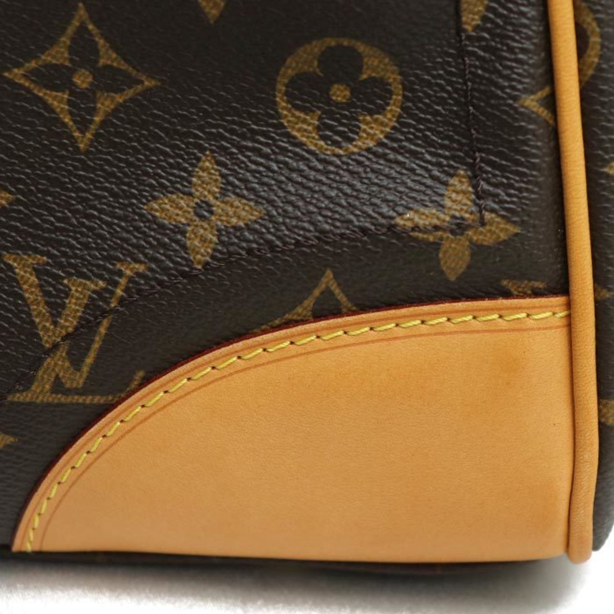 Louis Vuitton Monogram Monogram Shoulder Bag (Pre-Owned)