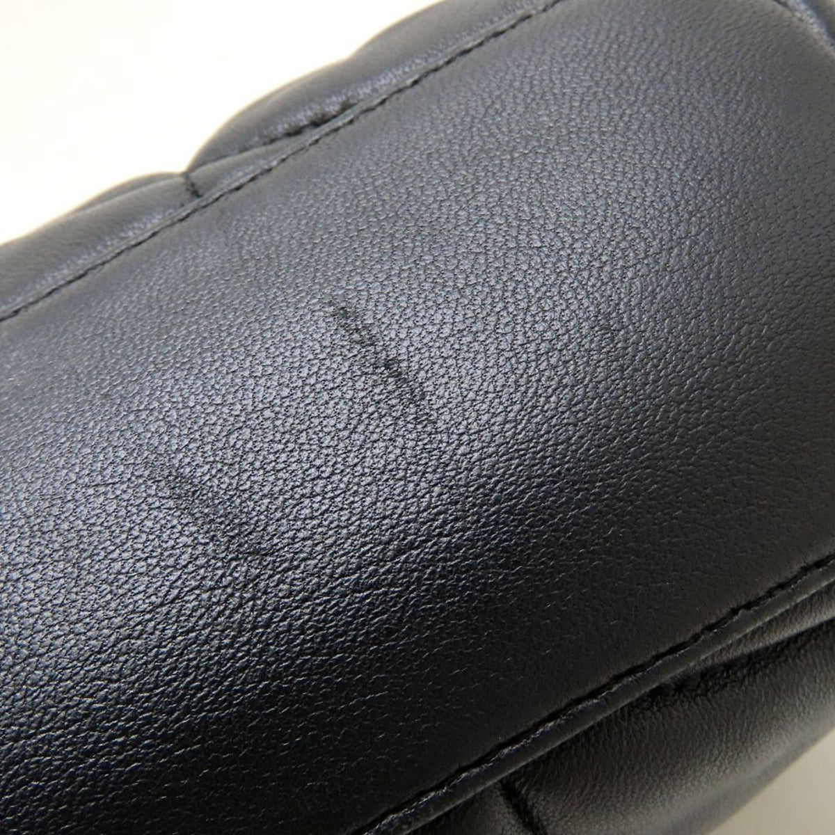 Yves Saint Laurent Black Shoulder Bag (Pre-Owned)