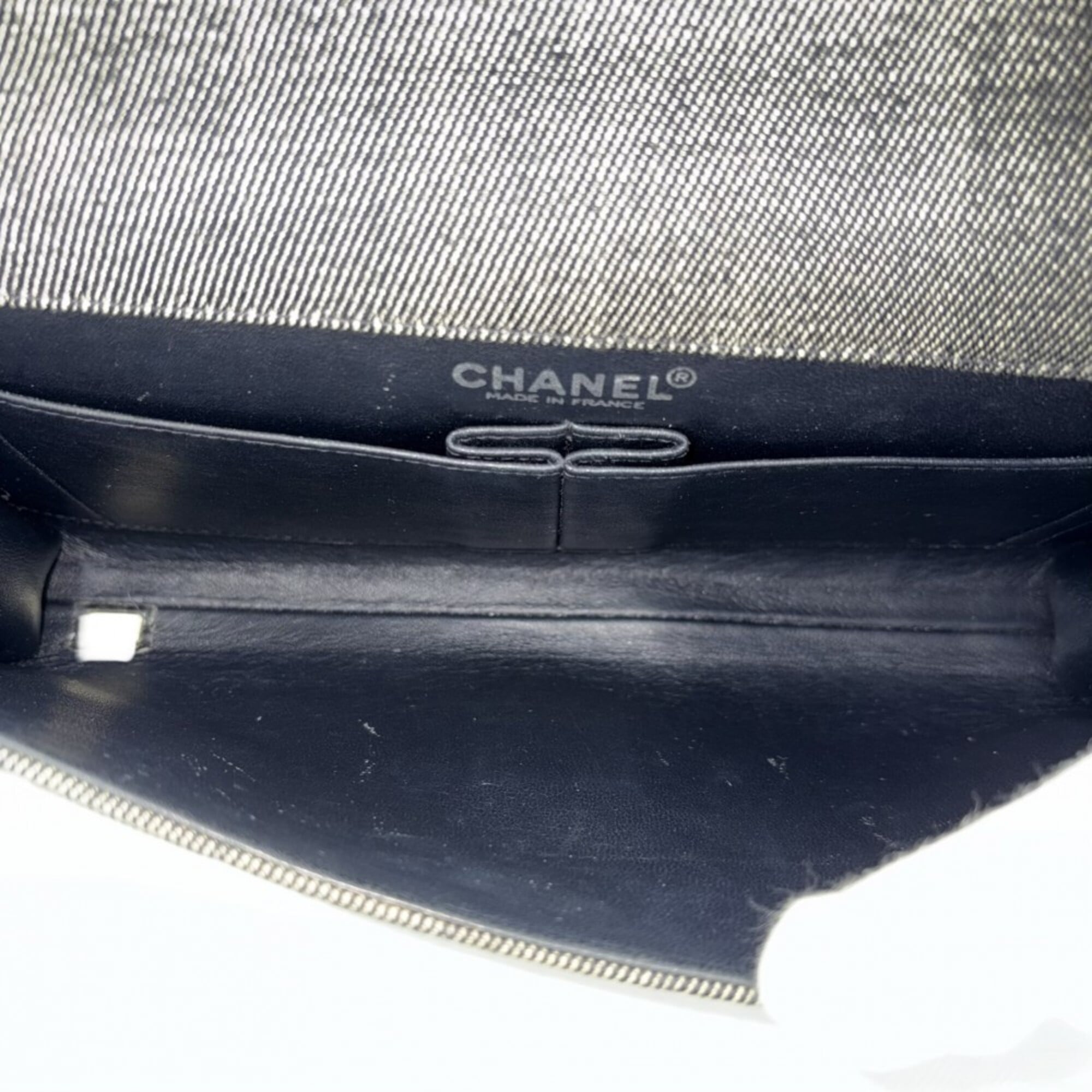 Chanel Gray Denim Handbag Shoulder Bag (Pre-Owned)