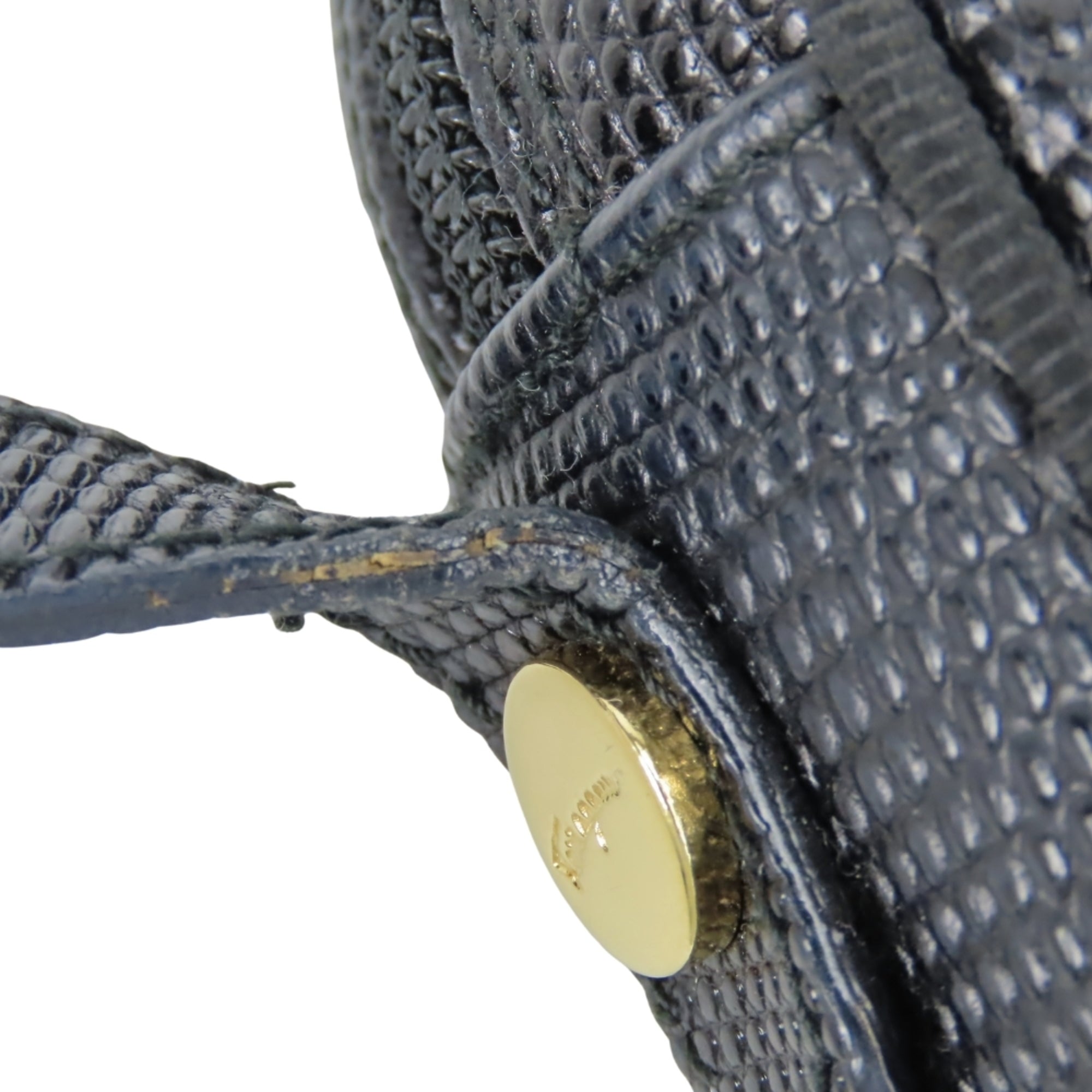 Salvatore Ferragamo Vara Black Leather Shoulder Bag (Pre-Owned)