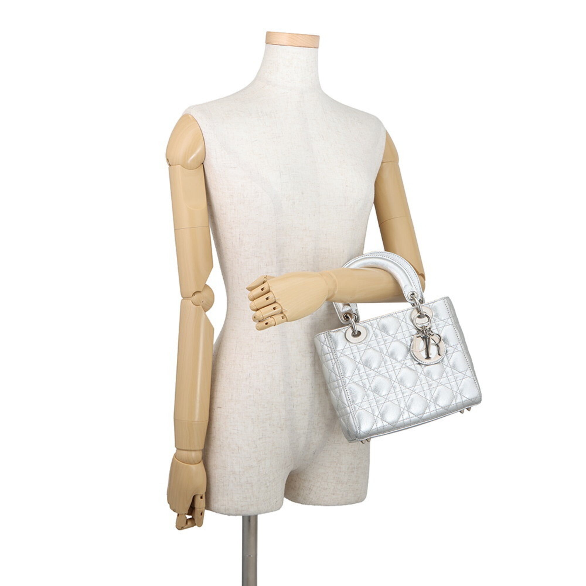 Christian Dior Silver Leather Handbag (Pre-Owned)
