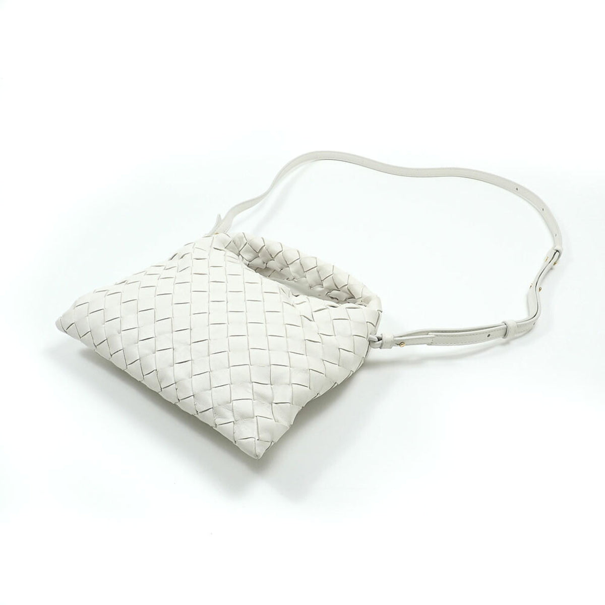 Bottega Veneta White Leather Shoulder Bag (Pre-Owned)