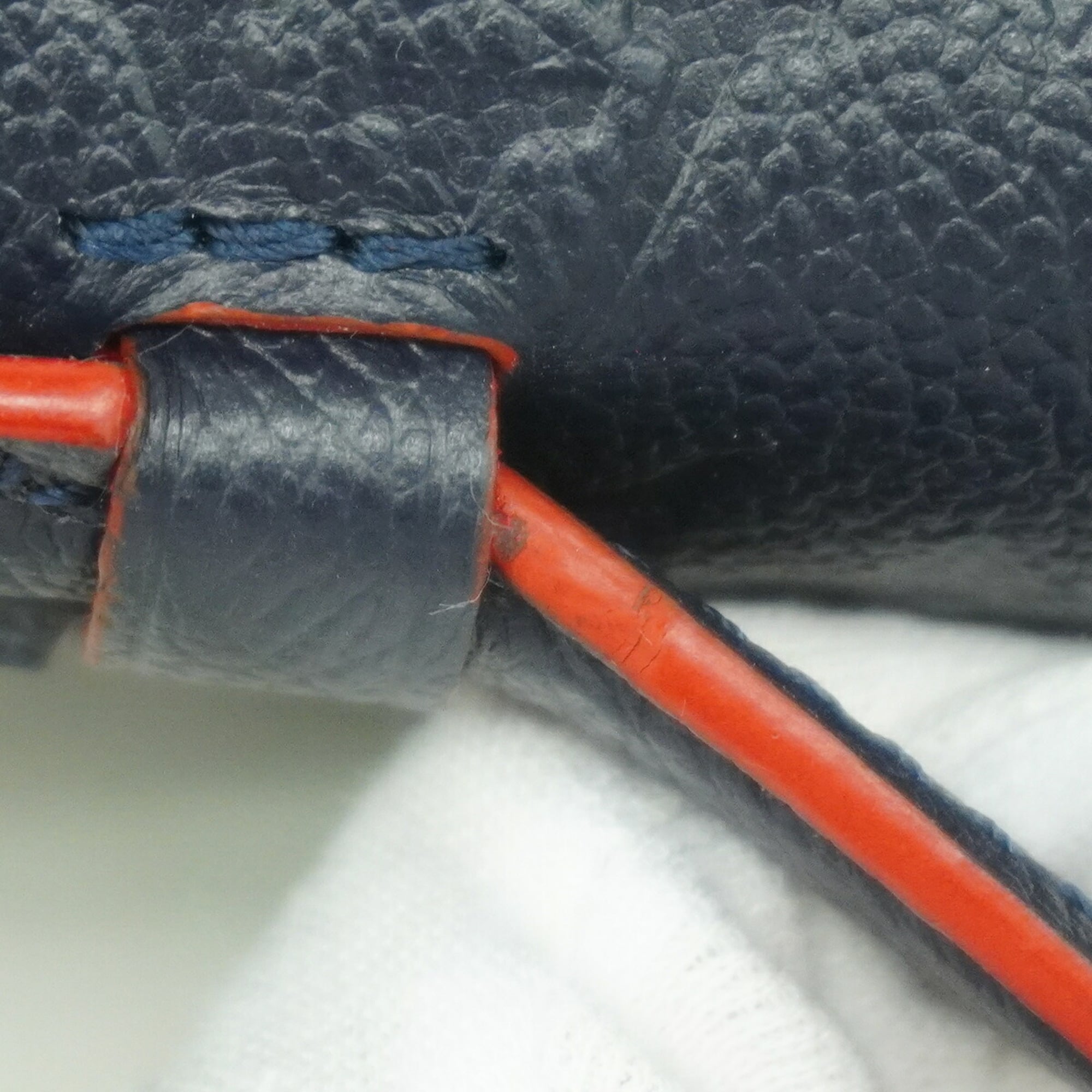 Louis Vuitton Marine Rouge Handbag (Pre-Owned)