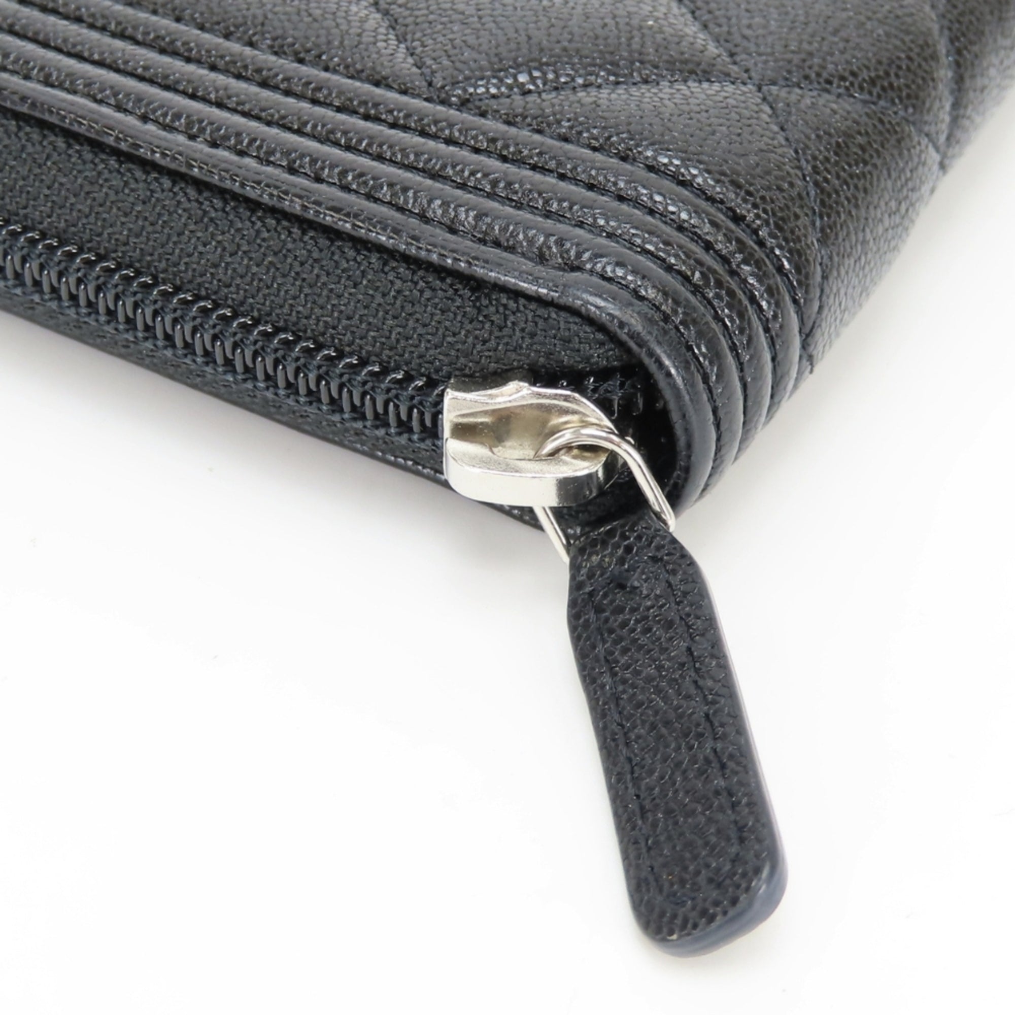 Chanel Boy Chanel Black Grained Calfskin Long Wallet (Bi-Fold) (Pre-Owned)