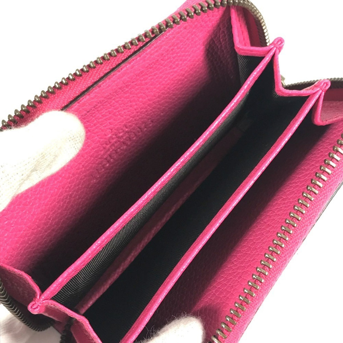 Gucci Pink Leather Coin Purse/Coin Case (Pre-Owned)