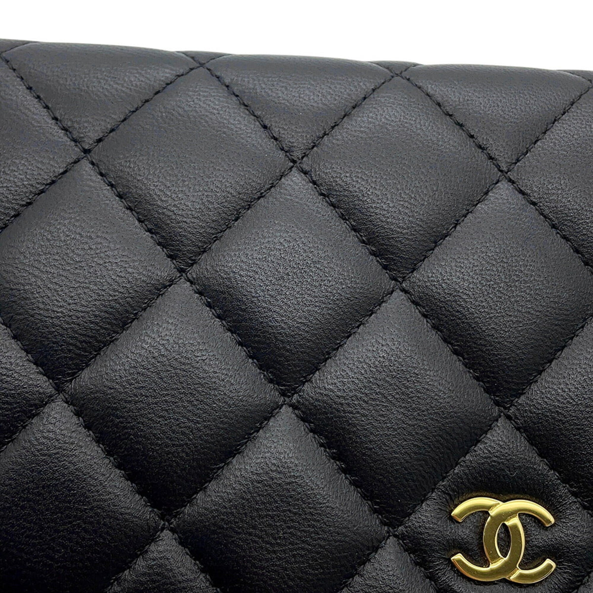 Chanel Black Leather Chain/Shoulder Wallet (Pre-Owned)