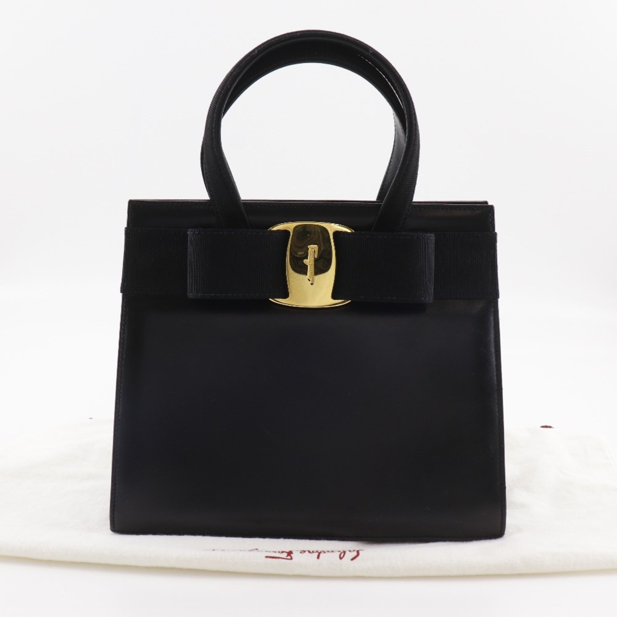 Salvatore Ferragamo Black Leather Handbag (Pre-Owned)