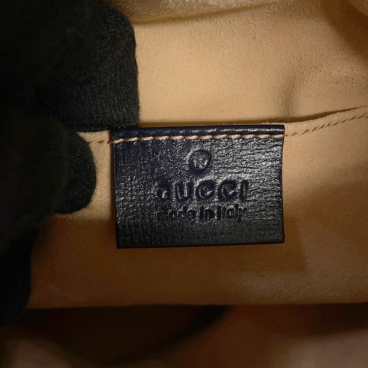 Gucci Navy Red Color Leather Shoulder Bag (Pre-Owned)