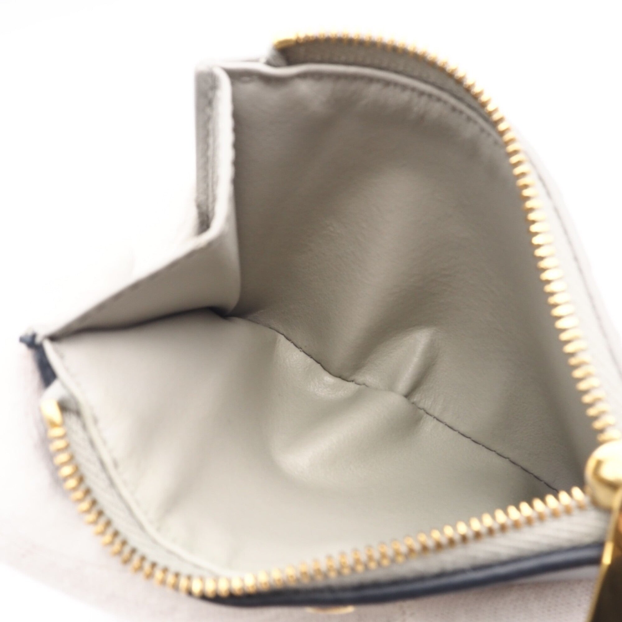 Bottega Veneta Intrecciato Gray Leather Wallet (Bi-Fold) (Pre-Owned)