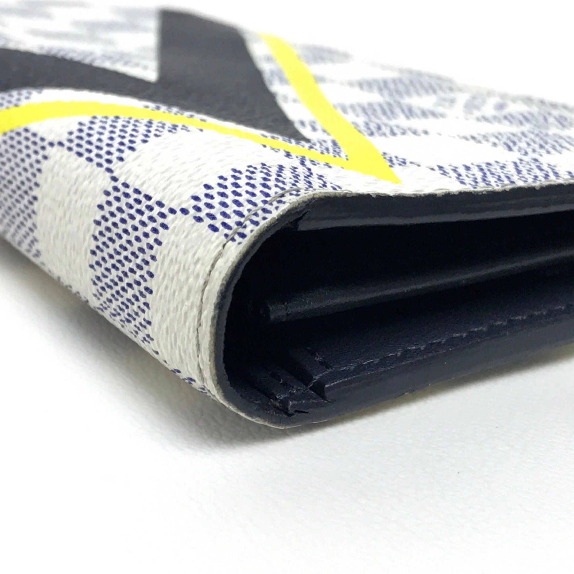Louis Vuitton White Other Long Wallet (Bi-Fold) (Pre-Owned)