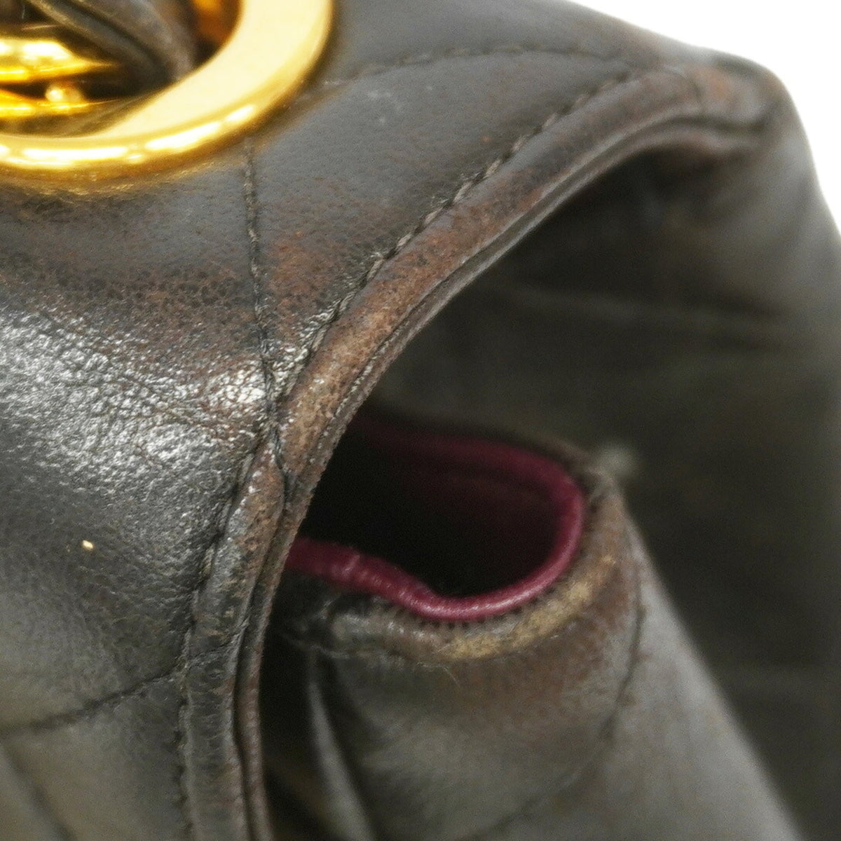 Chanel Black Leather Shoulder Bag (Pre-Owned)