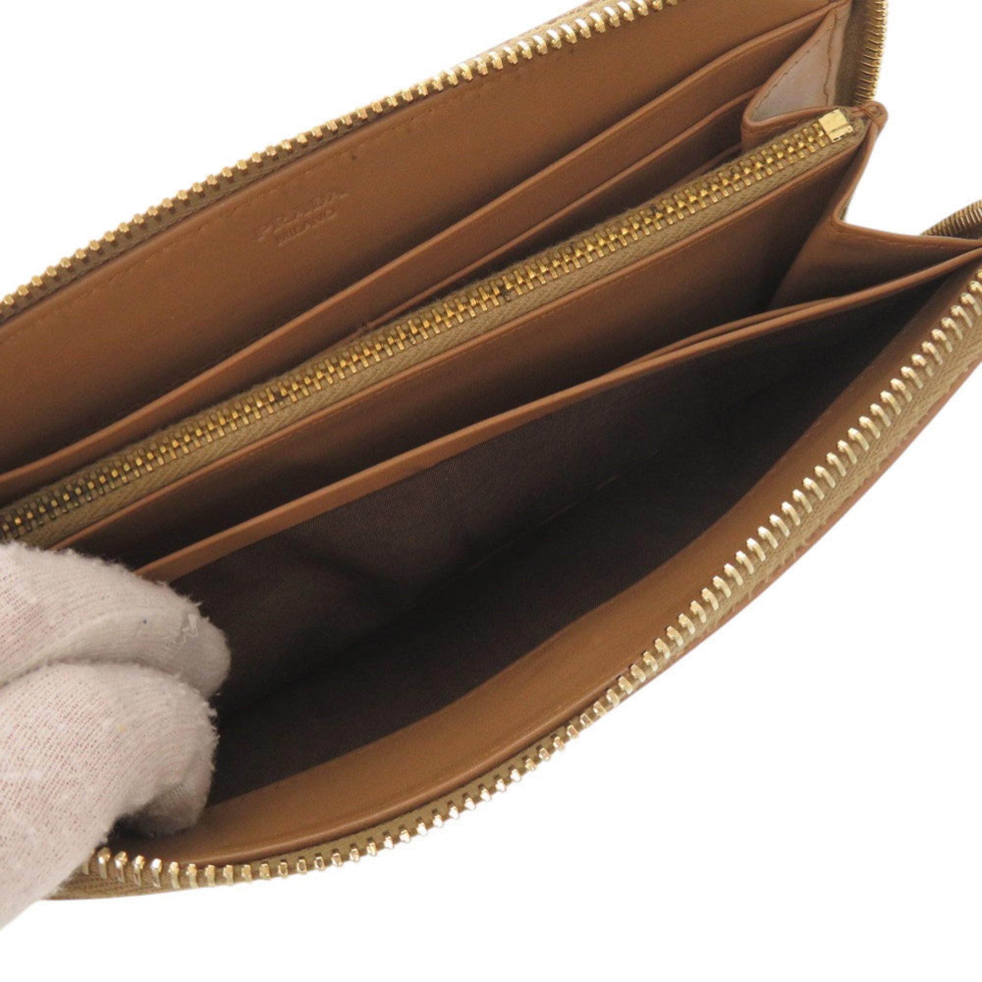 Prada Brown Camel Leather Long Wallet (Bi-Fold) (Pre-Owned)