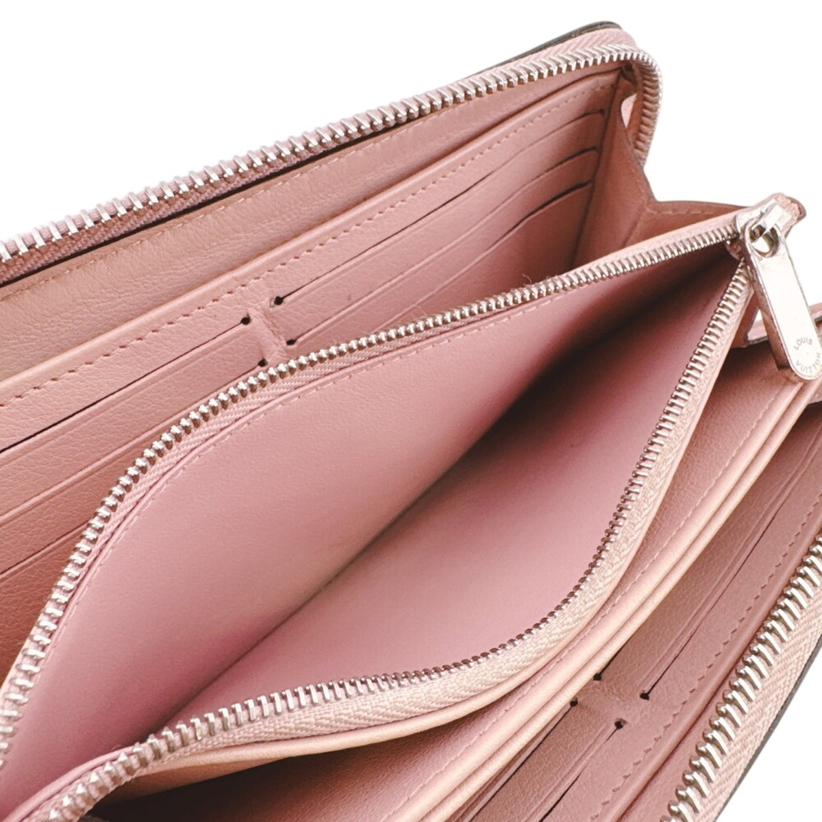 Louis Vuitton Mahina Beige Pink Mahina Leather Long Wallet (Bi-Fold) (Pre-Owned)