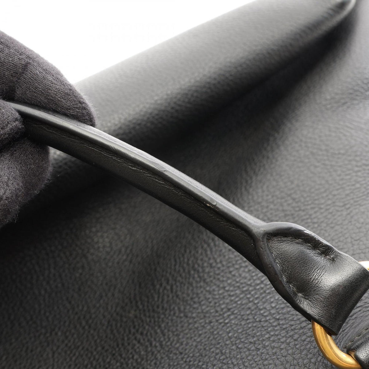 Prada Black Leather Handbag (Pre-Owned)