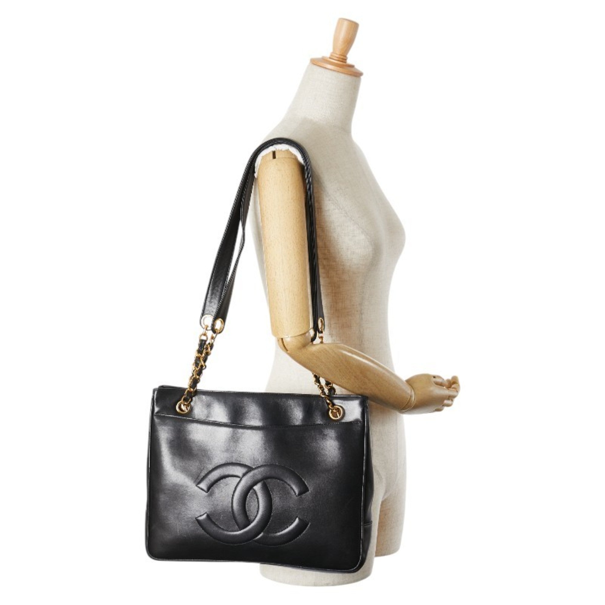 Chanel Black Leather Shoulder Bag Tote Bag (Pre-Owned)
