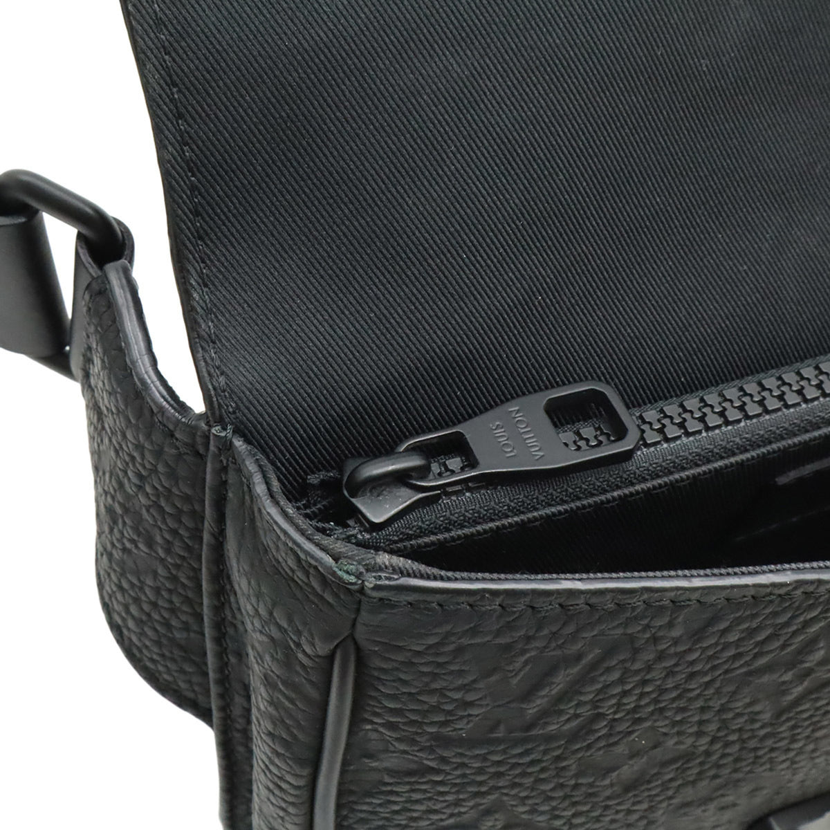 Louis Vuitton Black Noir Monogram Leather Shoulder Bag Sling Bag (Pre-Owned)