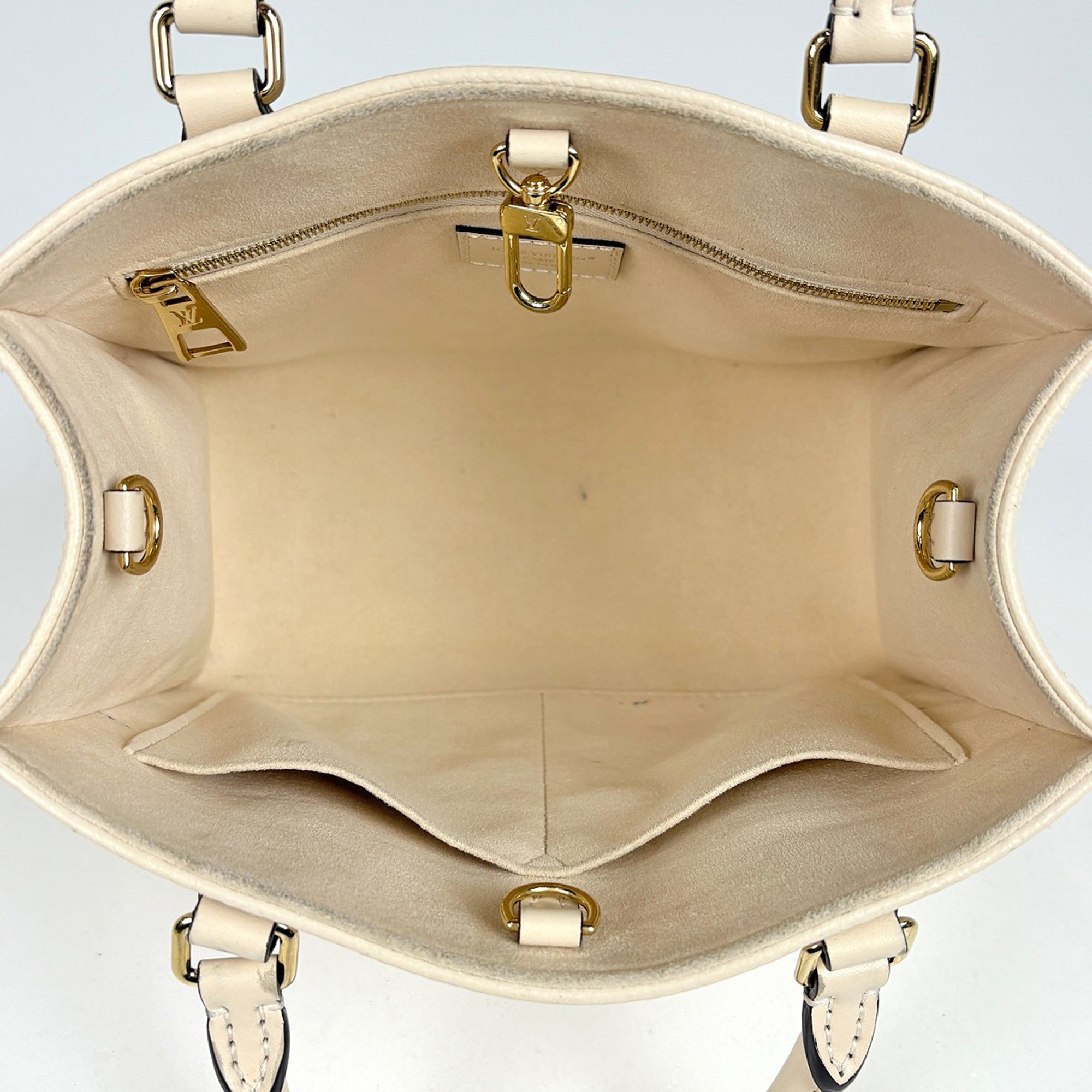 Louis Vuitton Cream Monogram Empreinte Handbag (Pre-Owned)