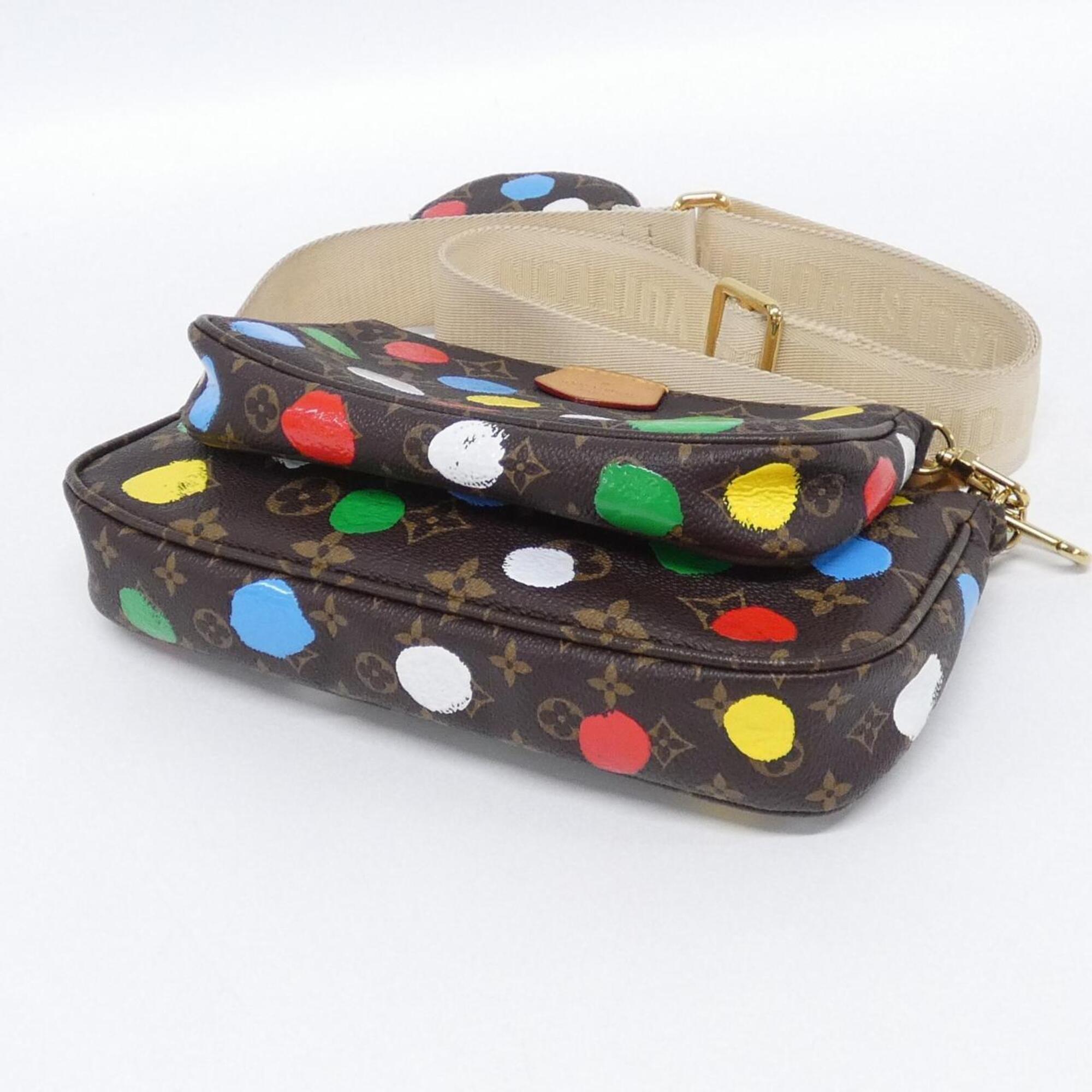 Louis Vuitton Brown Coated Canvas Pochette Shoulder Bag (Pre-Owned)