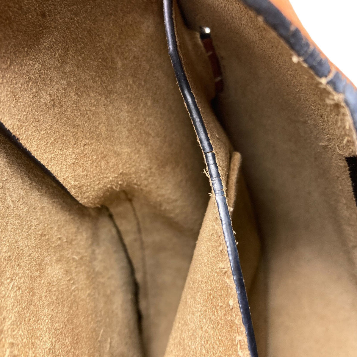 Loewe Brown Leather Shoulder Bag (Pre-Owned)