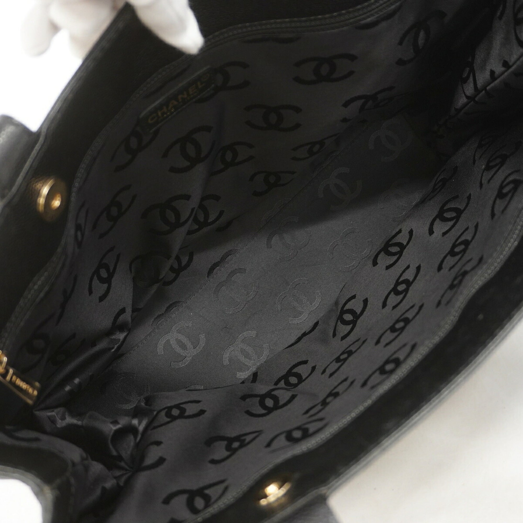 Chanel Black Grained Calfskin Tote Bag (Pre-Owned)