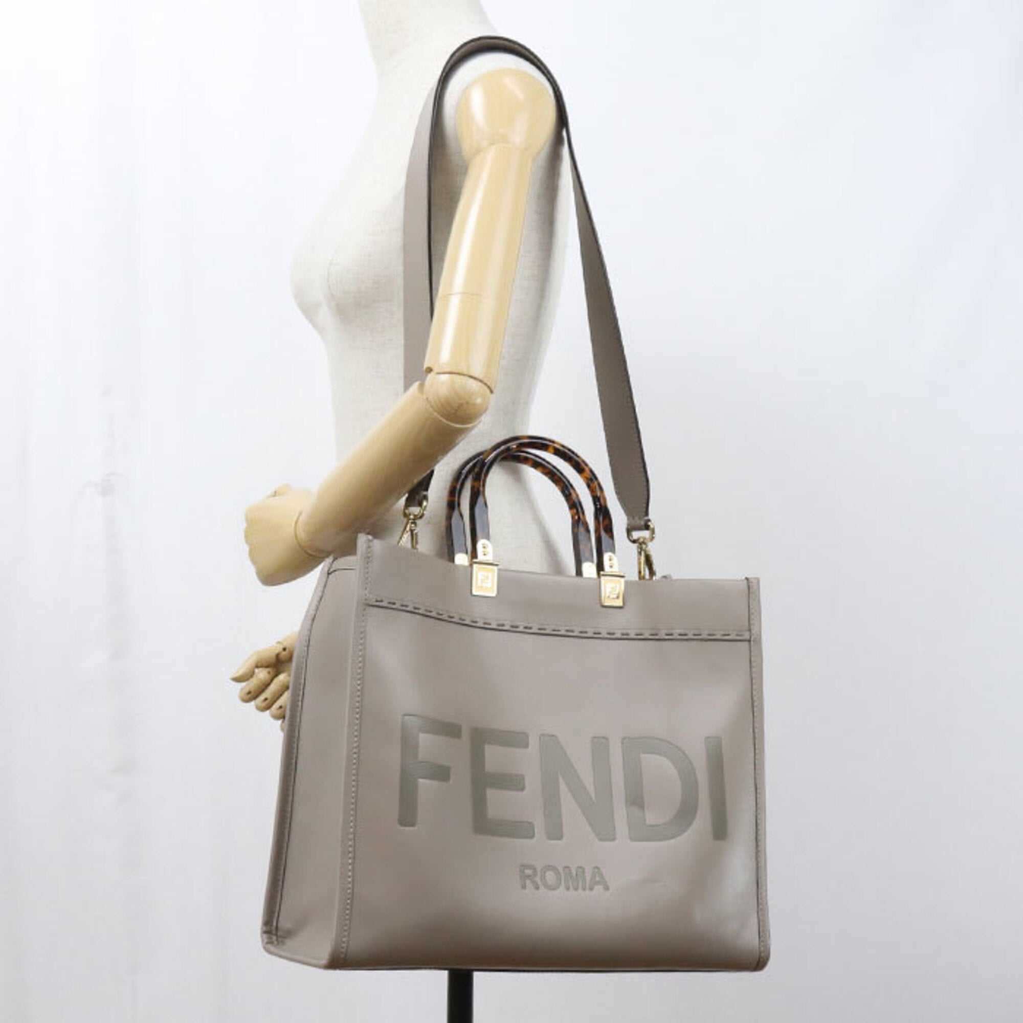 Fendi Gray Leather Tote Bag (Pre-Owned)