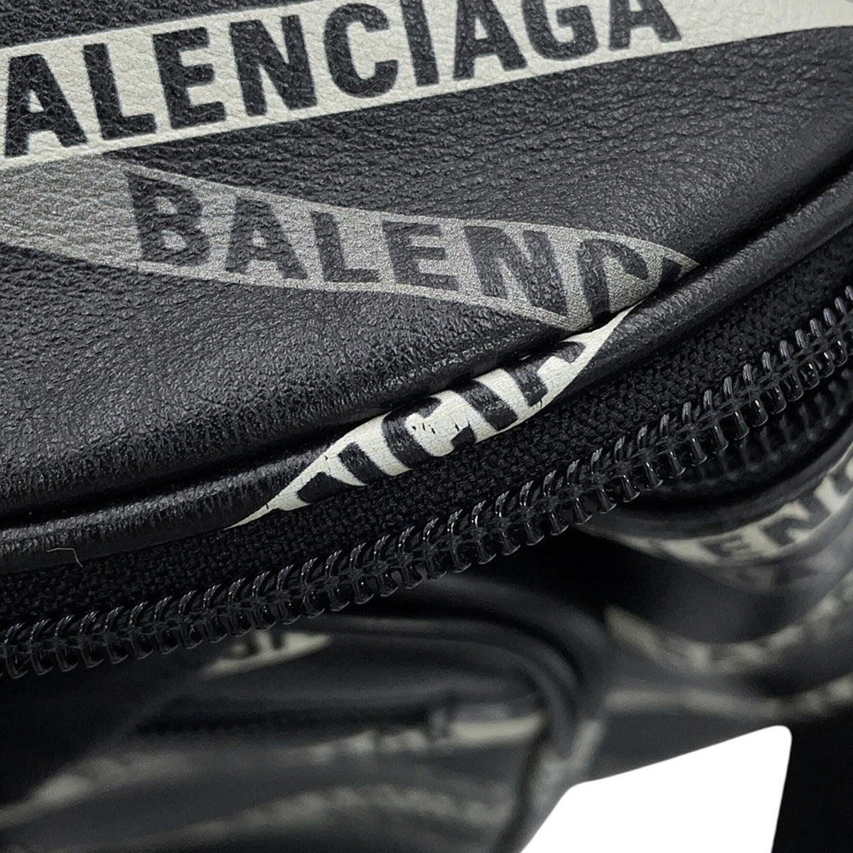Balenciaga Black Leather Sling Bag (Pre-Owned)