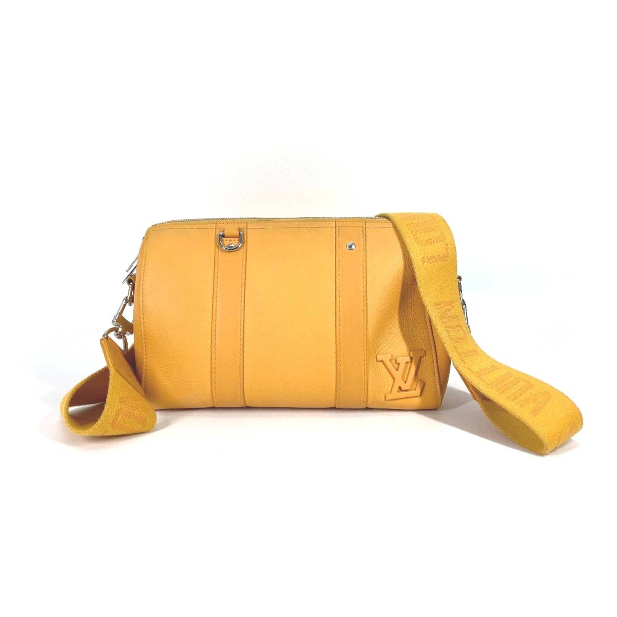 Louis Vuitton Yellow Leather Shoulder Bag (Pre-Owned)