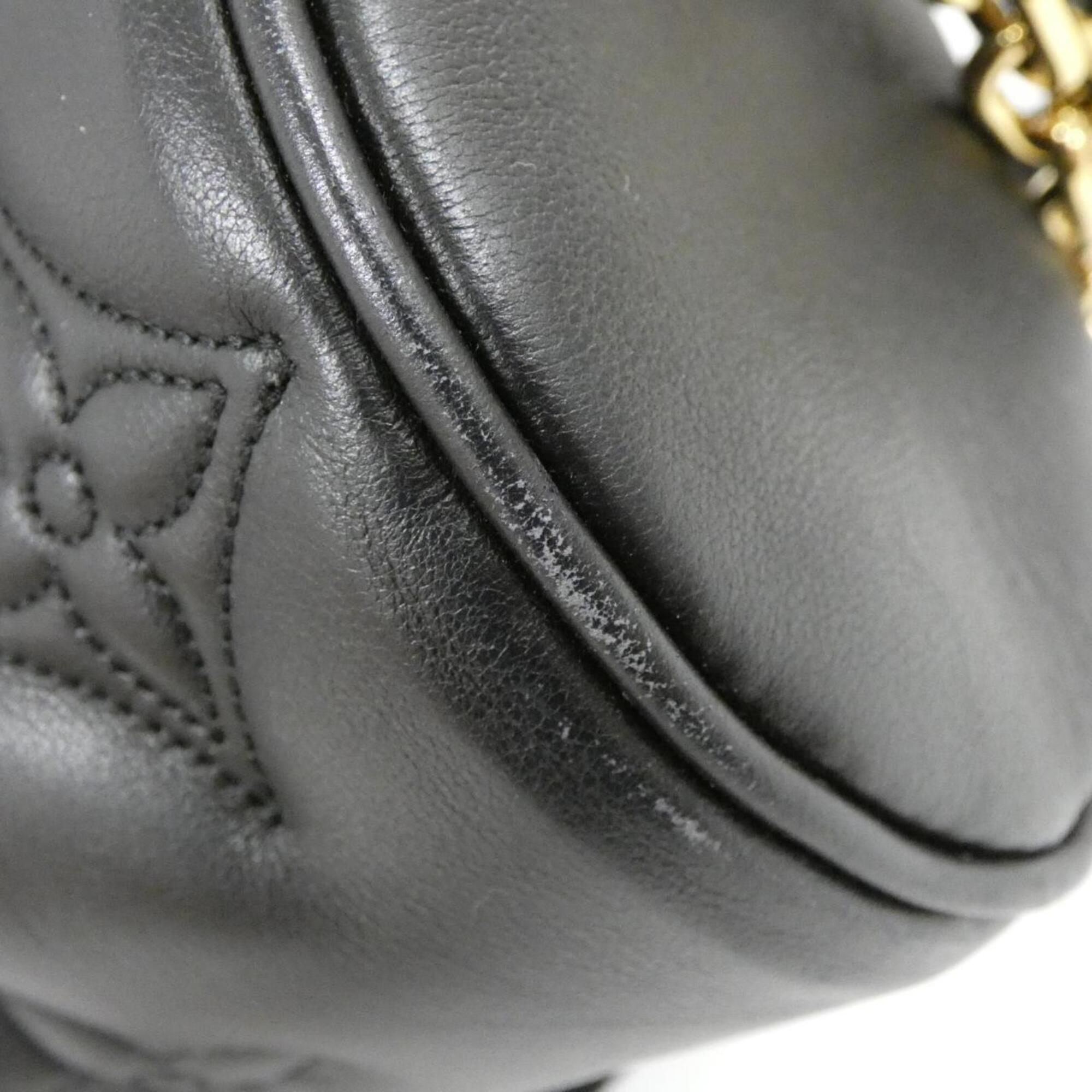 Louis Vuitton Black Leather Shoulder Bag (Pre-Owned)
