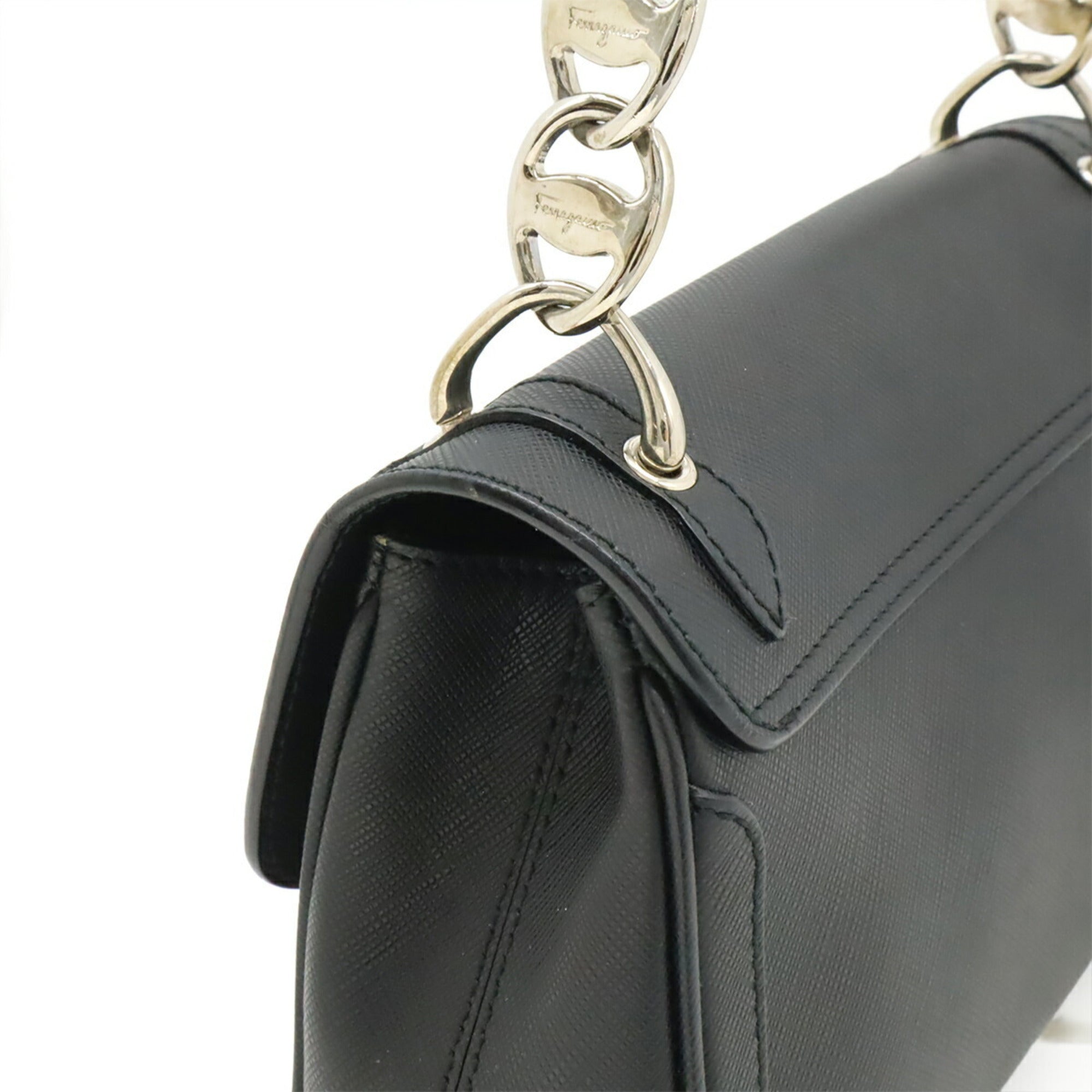 Salvatore Ferragamo Gancini Black Leather Handbag (Pre-Owned)