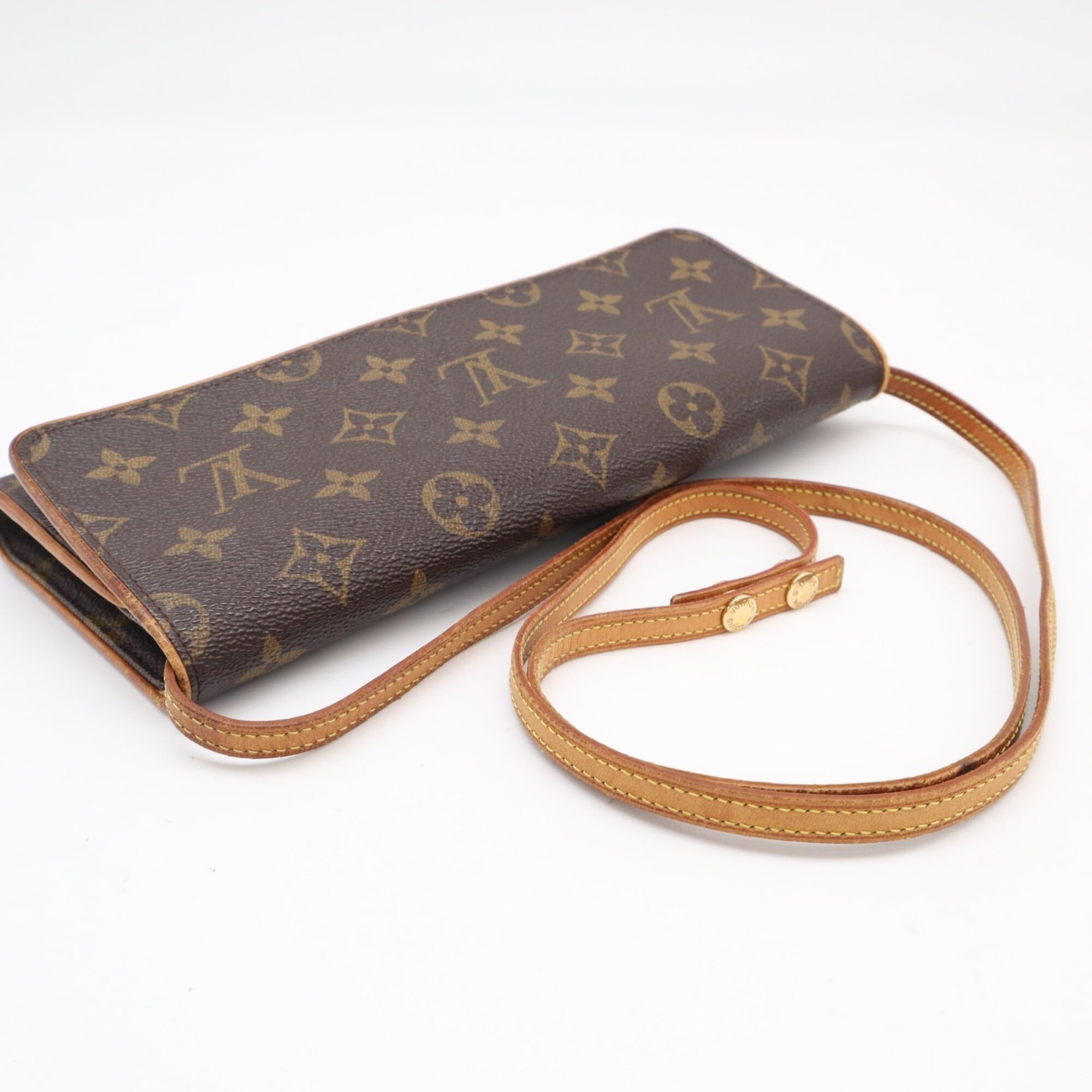 Louis Vuitton Beige Brown Coated Canvas Leather Shoulder Bag (Pre-Owned)