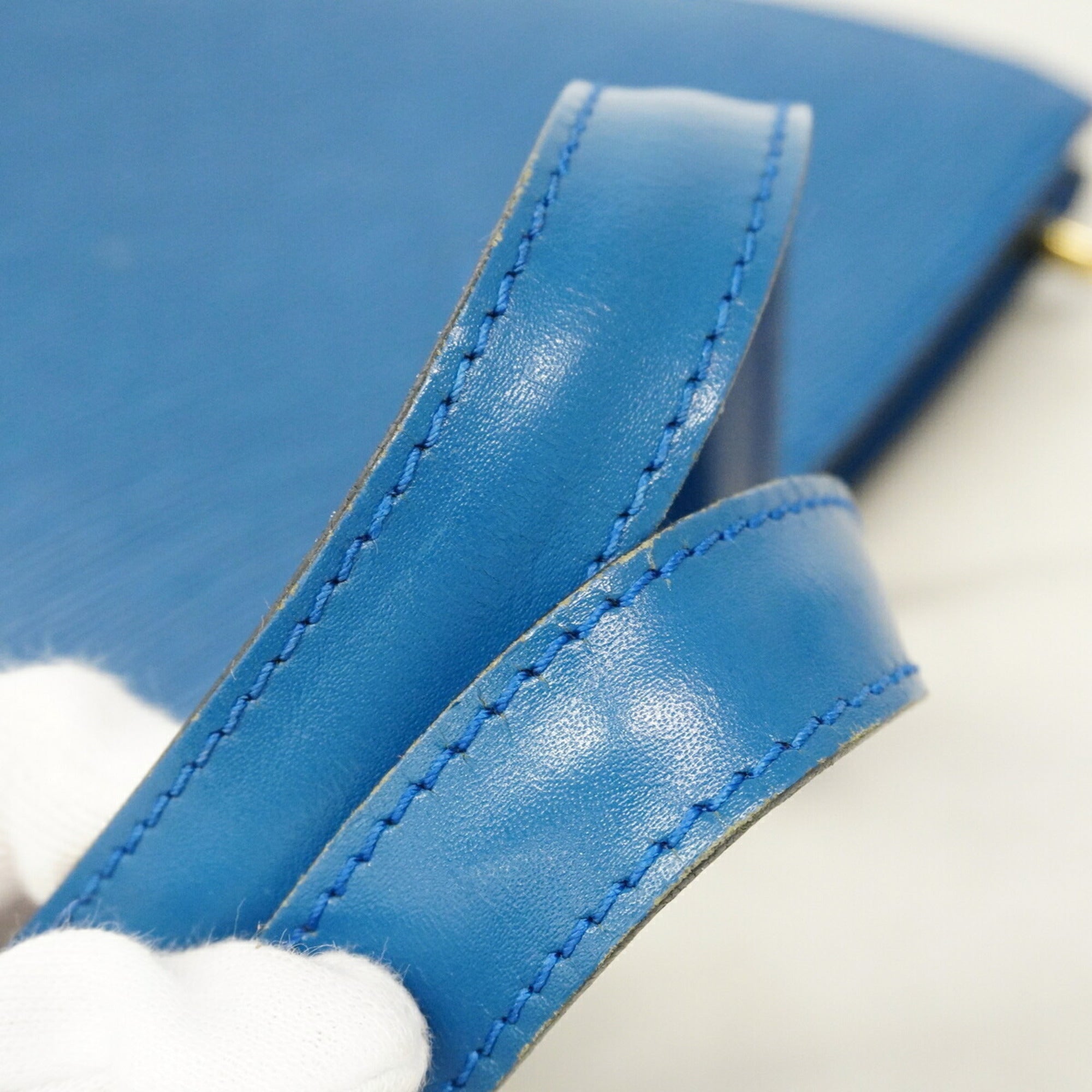 Louis Vuitton Toledo Blue Handbag (Pre-Owned)