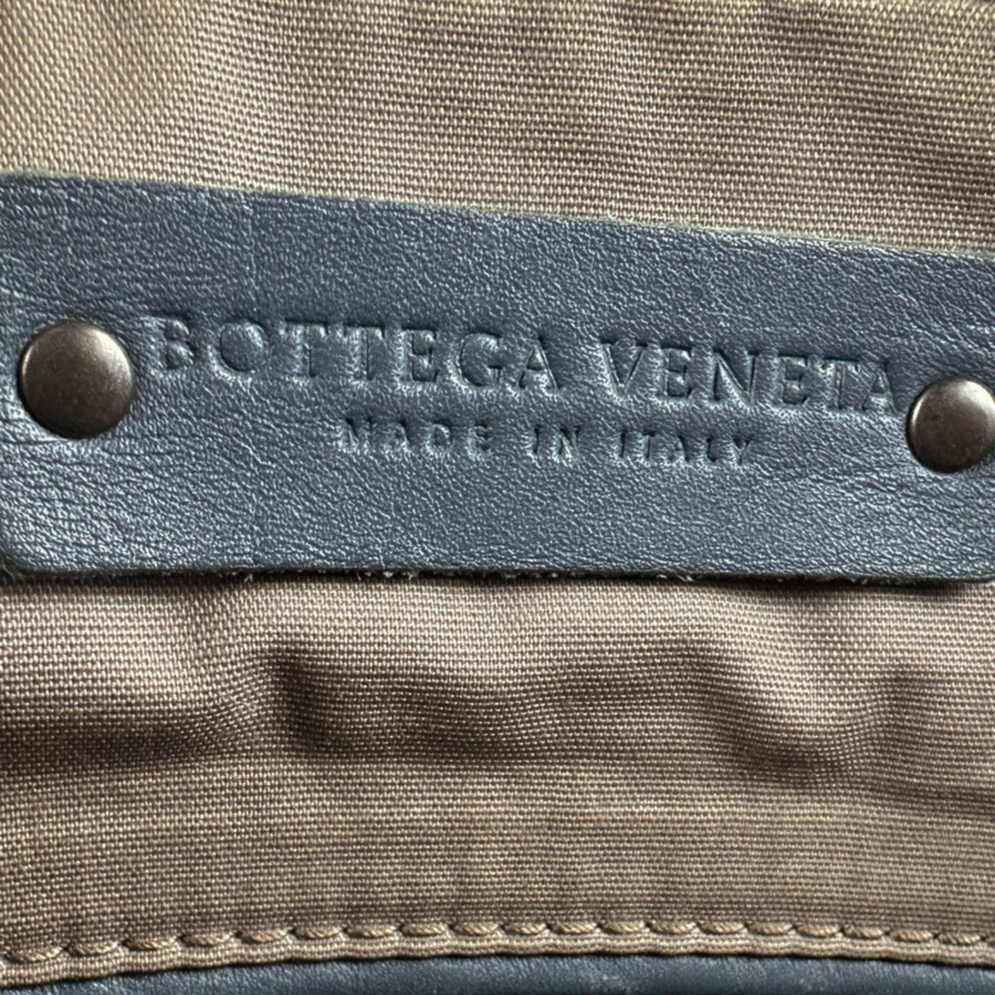 Bottega Veneta Black Dark Blue Leather Shoulder Bag (Pre-Owned)