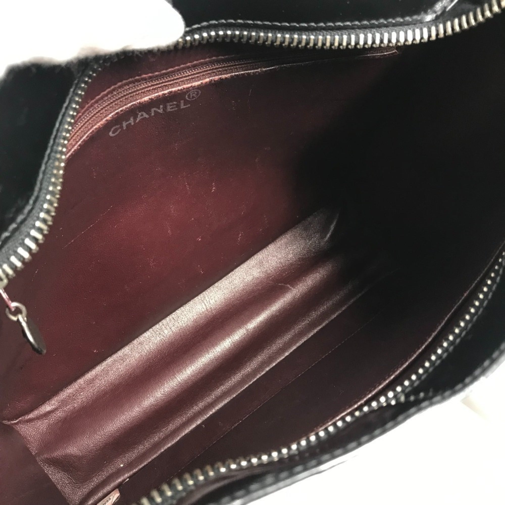 Chanel Black Patent Leather Shoulder Bag Tote Bag (Pre-Owned)