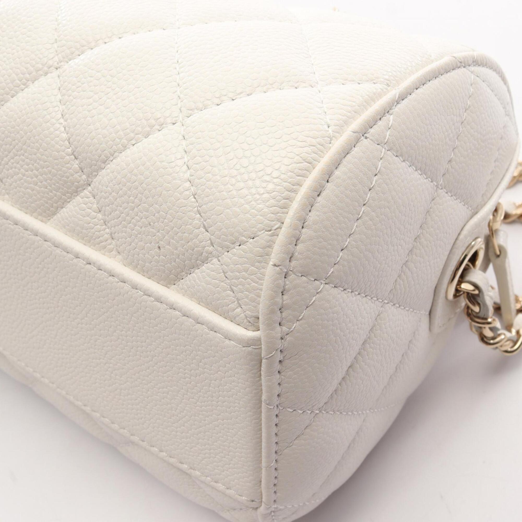 Chanel White Grained Calfskin Handbag Shoulder Bag (Pre-Owned)