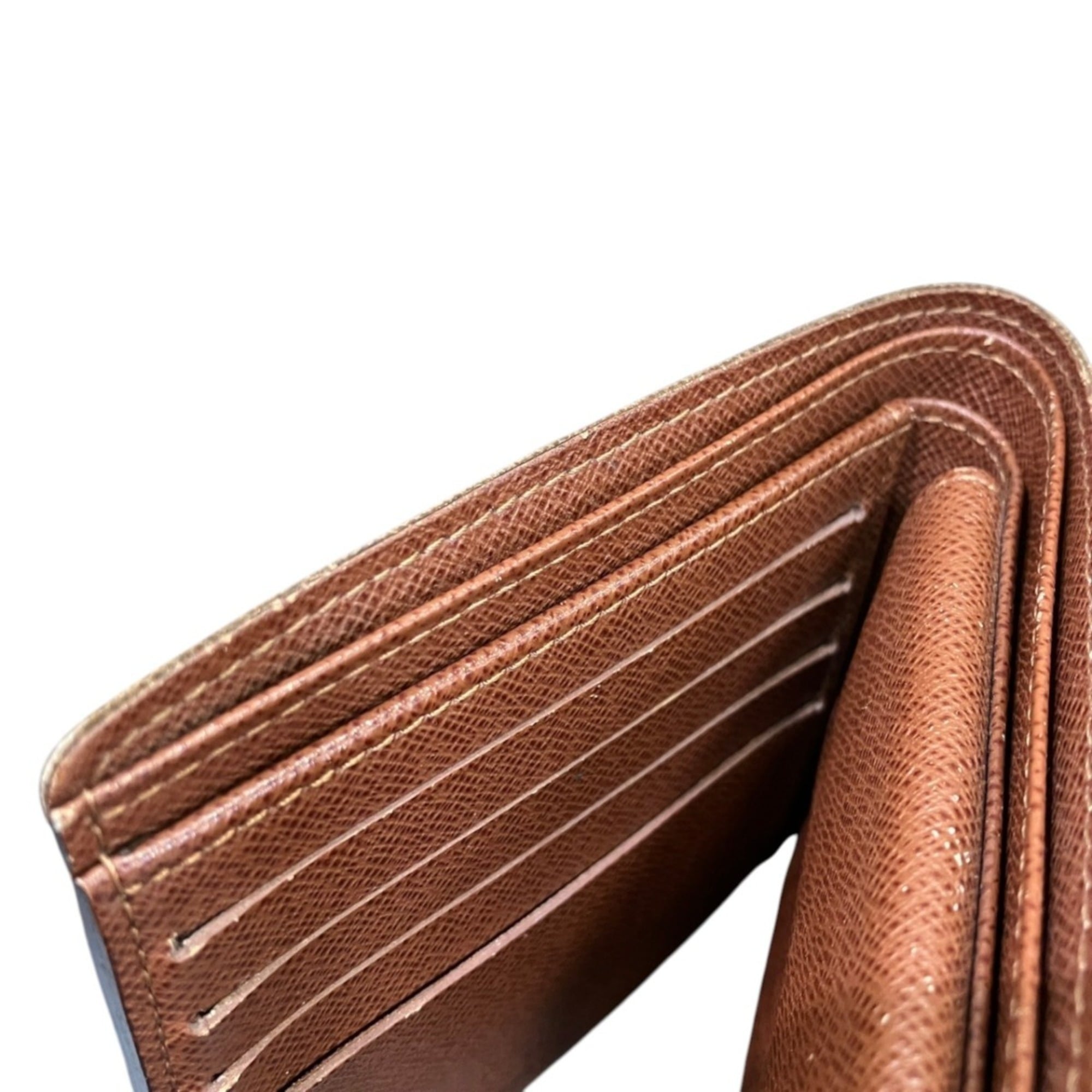 Louis Vuitton Brown Monogram Monogram Canvas Wallet (Bi-Fold) (Pre-Owned)