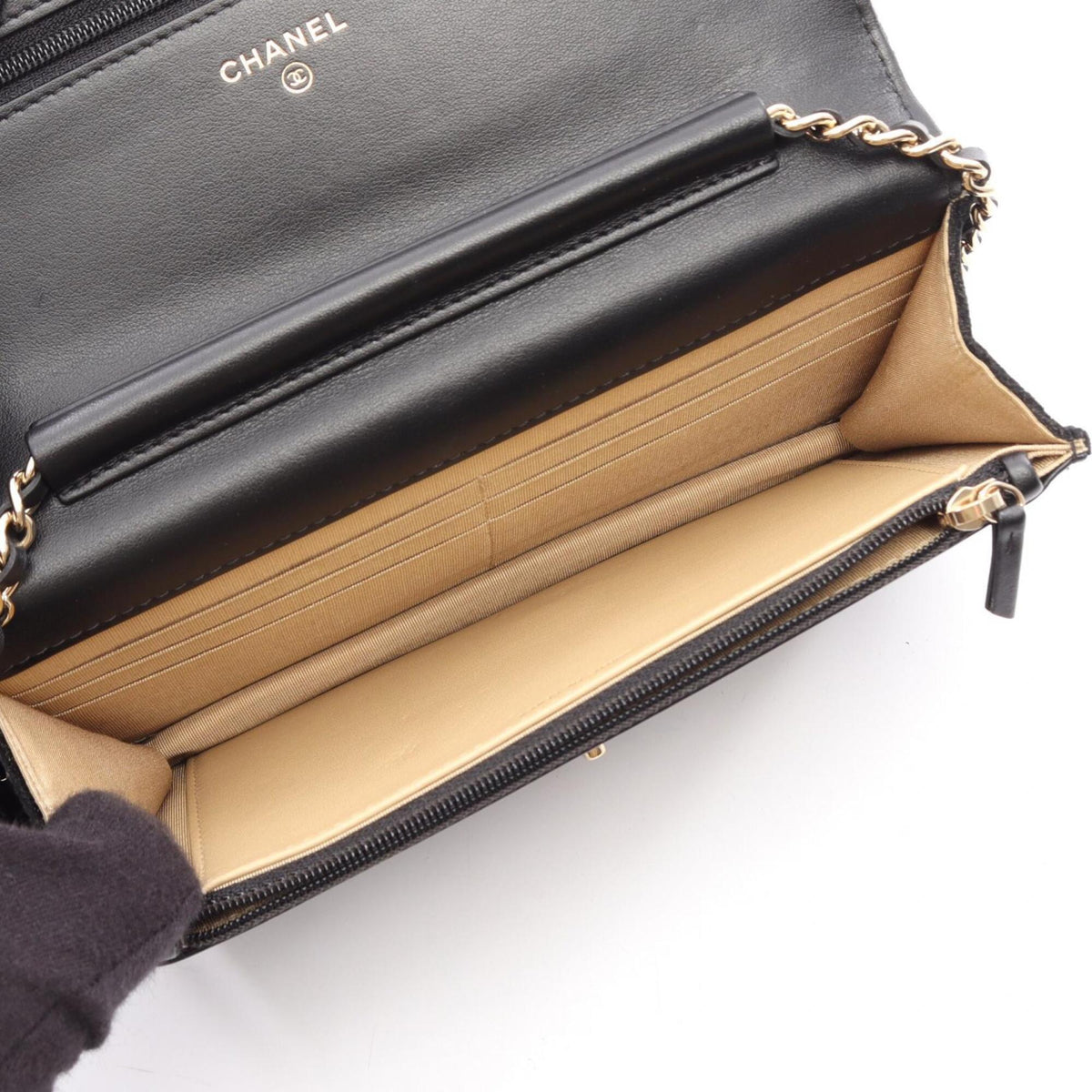 Chanel Black Fabric Handbag Shoulder Bag (Pre-Owned)