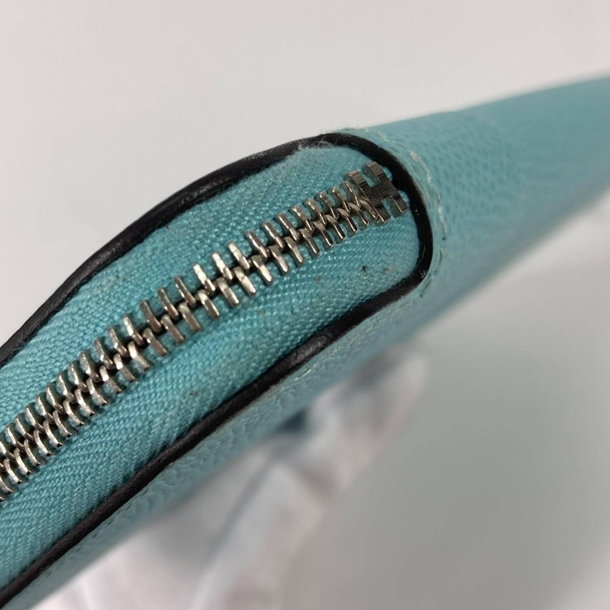 Hermes Blue Pink Epsom Leather Chain/Shoulder Wallet (Pre-Owned)