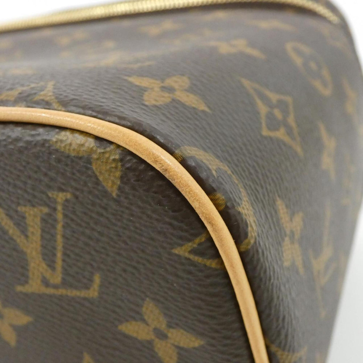 Louis Vuitton Marron Coated Canvas Handbag (Pre-Owned)