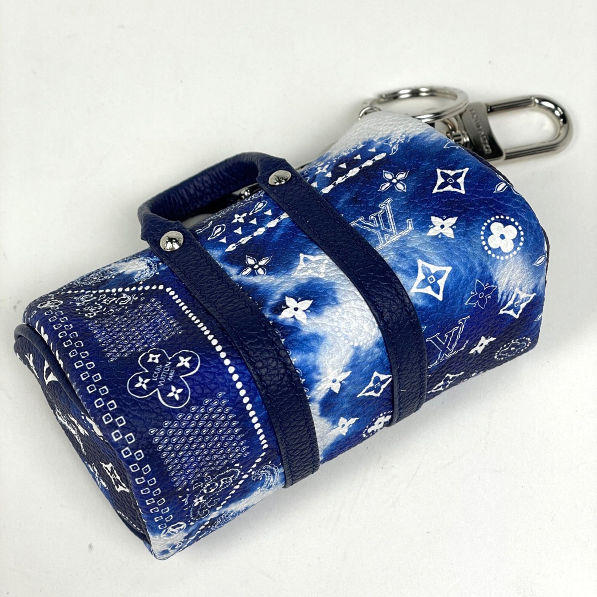 Louis Vuitton Blue Monogram Pouch (Pre-Owned)